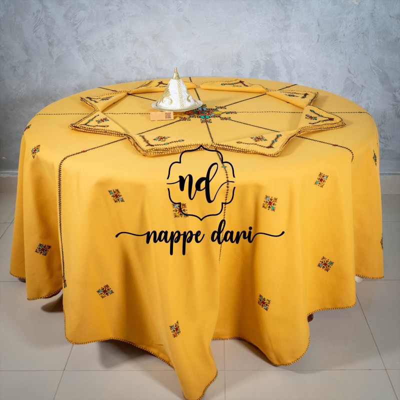 Nappe de table TARZ FASSI, couleur moutarde motif noir / multi-couleur - Ronde 200 cm